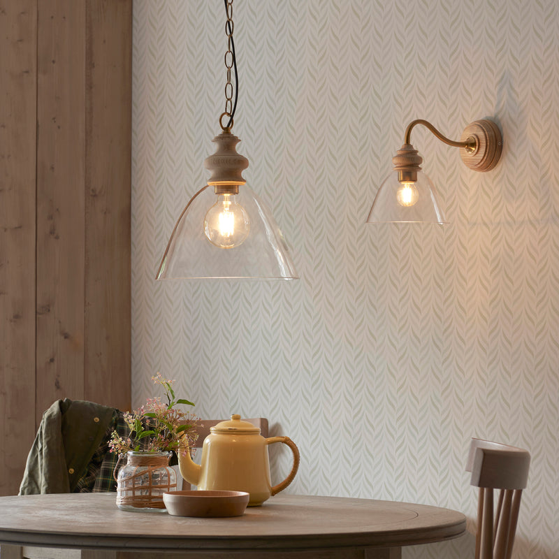 Close-up of the Cotswold Pendant ceiling plate and fittings