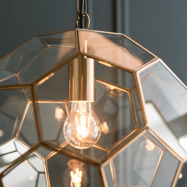 Close-up of the clear glass on the Miele Pendant